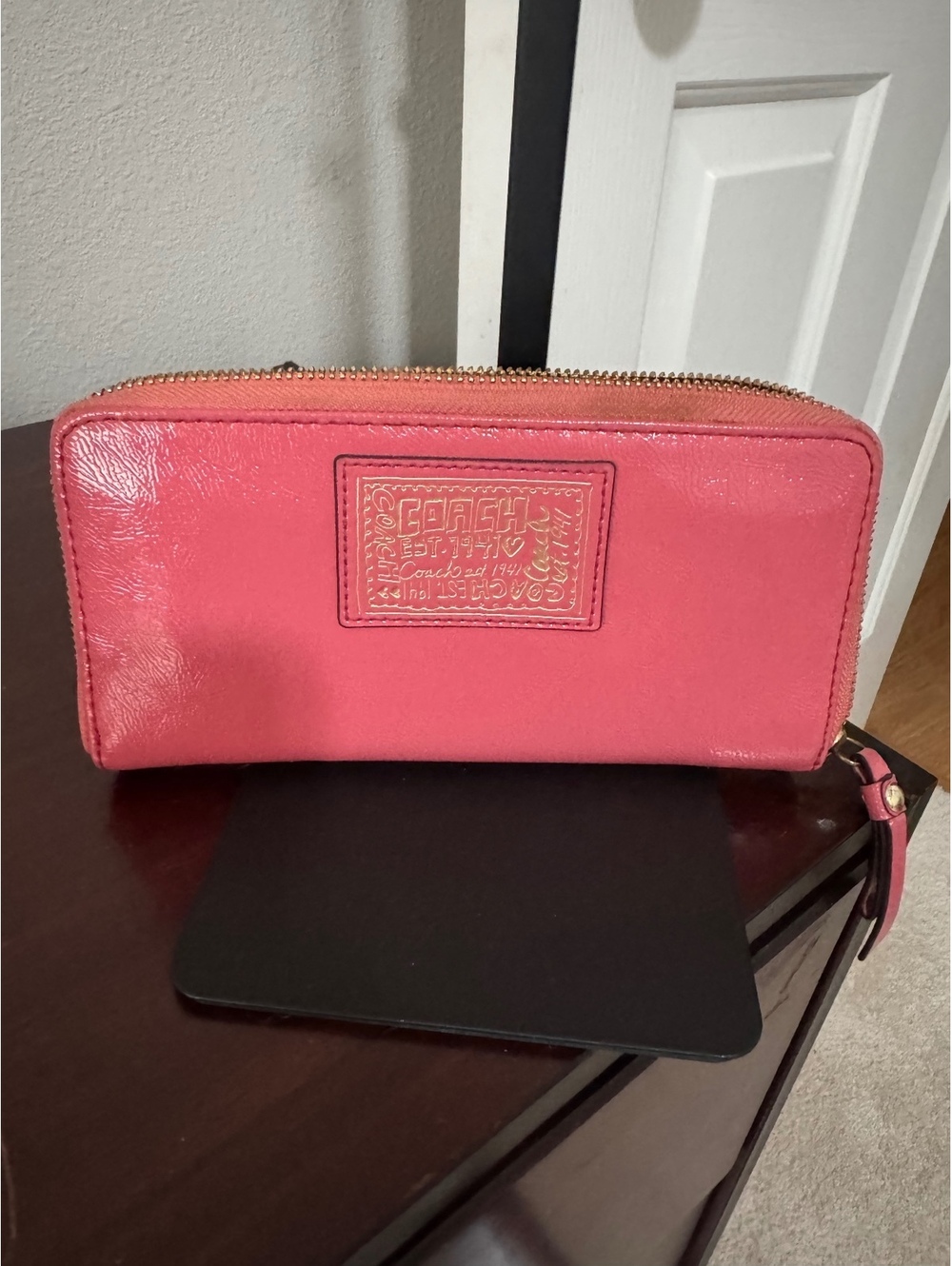 C5.3 coach poppy zip around wallet